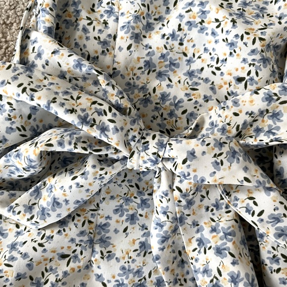 Floral One Shoulder Tie Dress - Picture 3 of 6